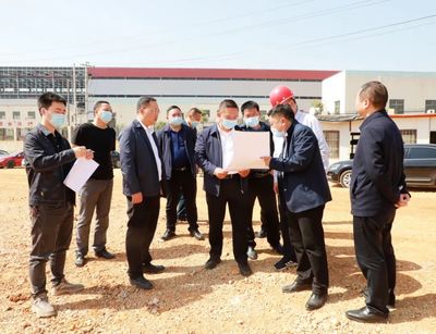 黃進(jìn)到大龍開發(fā)區(qū)調(diào)研督導(dǎo)項(xiàng)目建設(shè)及生態(tài)環(huán)保、安全生產(chǎn)工作